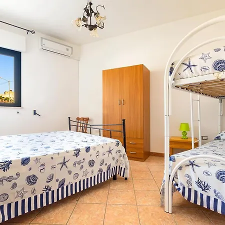Lucia By Barbarhouse Holiday home Torre Lapillo