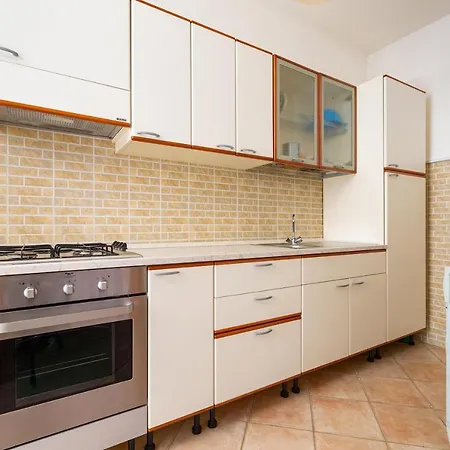 Holiday home Lucia By Barbarhouse *